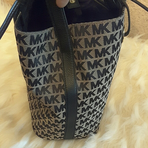 Michael kors jet set grab bag large  black - Picture 6 of 8